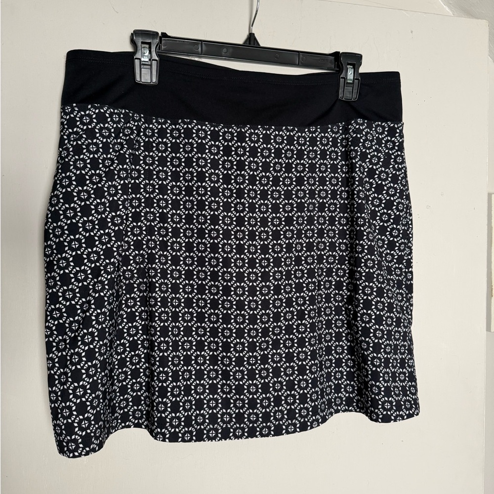 Black & White Patterned Skort